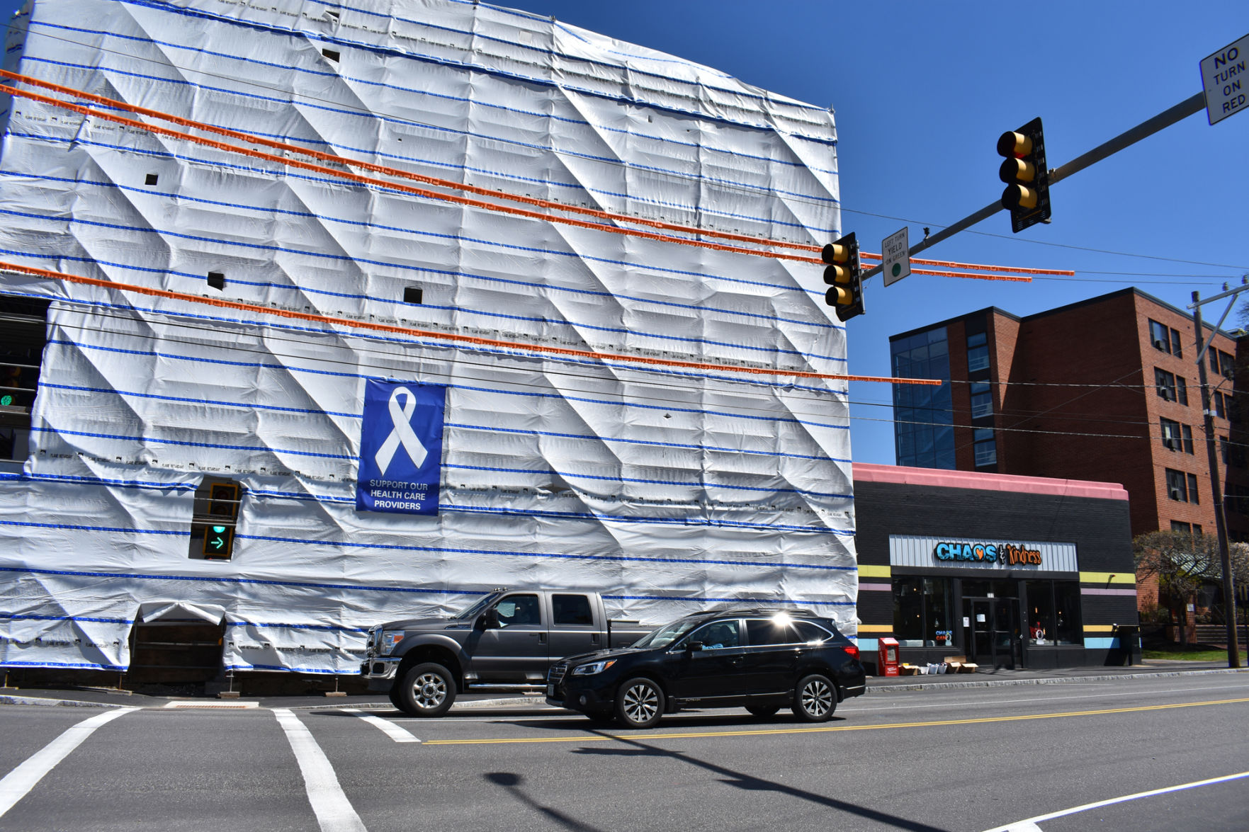 White ribbons are show of support for hospital